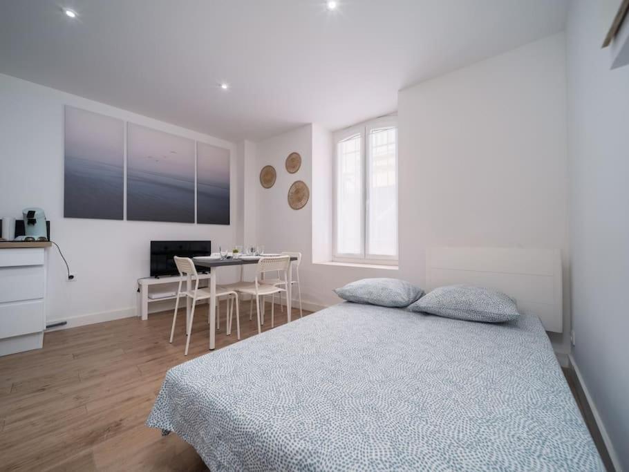 Appartement Tout Equipe Au Coeur Du Panier Vieux Port マルセイユ エクステリア 写真